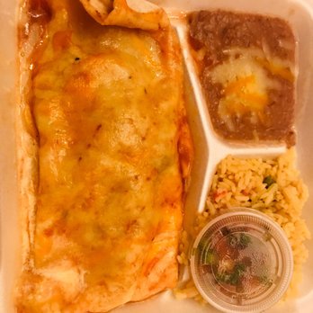 La Union Restaurant - Burrito Supreme Especial (love the refried beans and rice - mix them together!) - Mexican Near Me - Arlington, Virginia La Union Restaurant - Burrito Supreme Especial (love the refried beans and rice - mix them together!) - Mexican Near Me - Arlington, Virginia