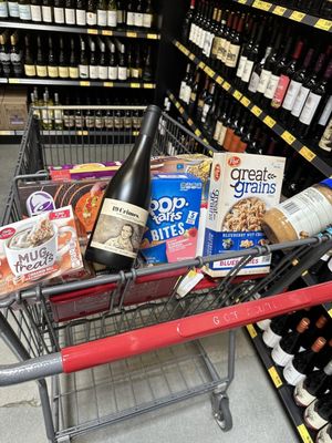 Grocery Outlet by null