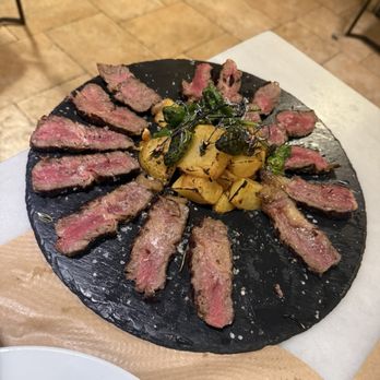 Lokal - Tagliata - Tapas Bars Near Me - Barcelona, B