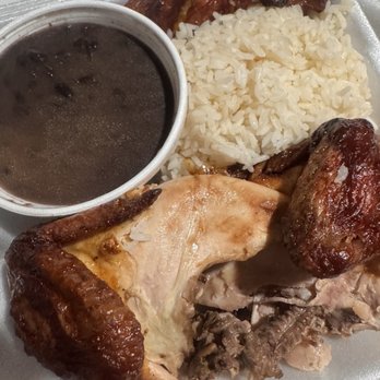 La Granja - Peruvian Near Me - Casselberry, Florida