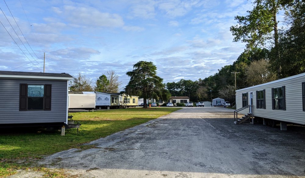 SOUTHERN CHOICE HOMES Updated October 2024 1921 Augusta Rd, West