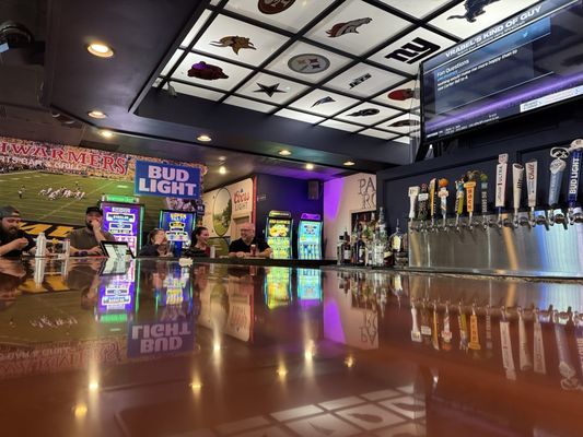 Benchwarmers Sports Bar and Grill by null
