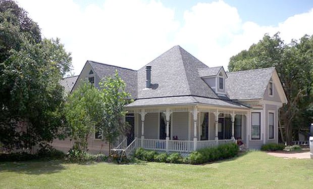 Slide of American Construction & Roofing