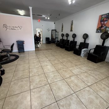 Bene’s Dominican Salon - Interior - Hair Salons Near Me - McDonough, Georgia Bene’s Dominican Salon - Interior - Hair Salons Near Me - McDonough, Georgia