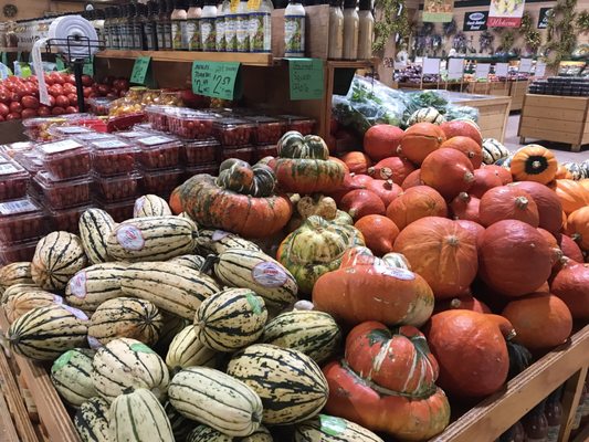 Calareso's Farm Stand & Garden Center by null