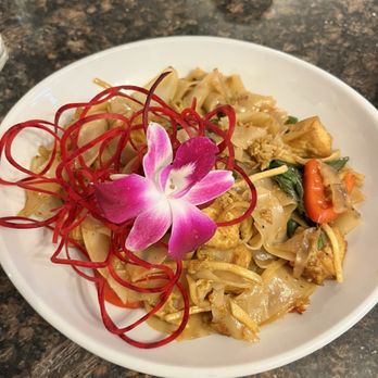 Thai Bella - Drunken noodles - Thai Near Me - Moab, Utah