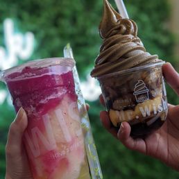 (Left to Right): Dragon Tropical and Tieguanyin (Oolong) Soft Serve w Brown Sugar 3Q (Left to Right): Dragon Tropical and Tieguanyin (Oolong) Soft Serve w Brown Sugar 3Q