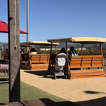 Larson Family Winery - Wineries Near Me - Sonoma, California