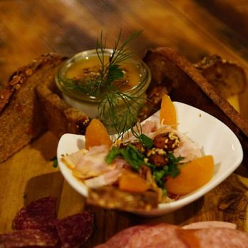 Protokoll - Meat plate - Beer Bar Near Me - Berlin, BE Protokoll - Meat plate - Beer Bar Near Me - Berlin, BE