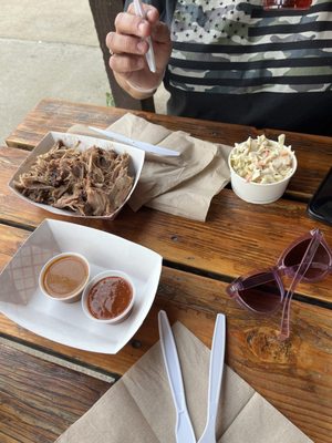 Follow Yer' Nose BBQ by null