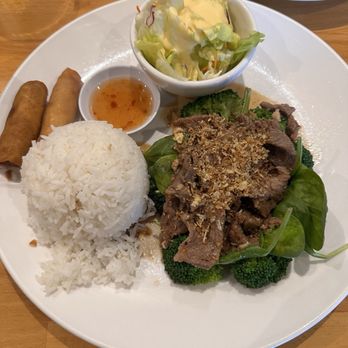 Pinto Thai Bistro - Thai Near Me - San Diego, California Pinto Thai Bistro - Thai Near Me - San Diego, California