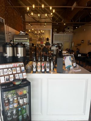 Shelli's Coffee + Social by null