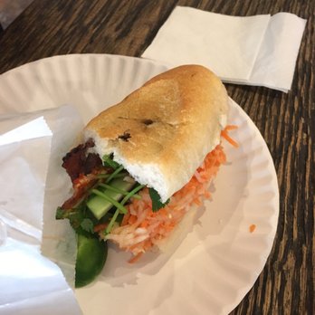 Banhmigos - Grilled pork vietnamese sandwich - Vietnamese Near Me - Brooklyn, New York