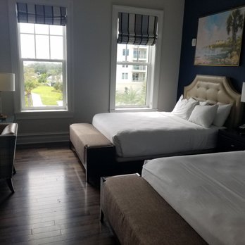 The Belleview Inn - Jr Suite with two queen beds - Hotels Near Me - Belleair, Florida The Belleview Inn - Jr Suite with two queen beds - Hotels Near Me - Belleair, Florida