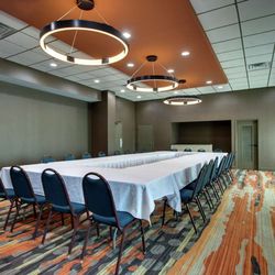 DoubleTree by Hilton Mt. Vernon - Meeting Room