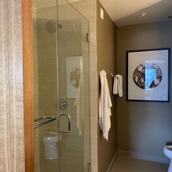 Hyatt Regency Tysons Corner Center - Bathroom - Hotels Near Me - Tysons, Virginia