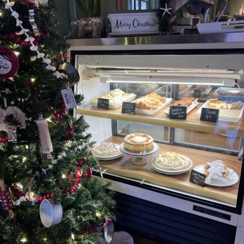 HI Pie Bakery + Cafe - Bakeries Near Me - Haleiwa, Hawaii HI Pie Bakery + Cafe - Bakeries Near Me - Haleiwa, Hawaii