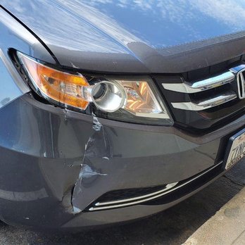 Francis Collision Centre - Damage - Body Shops Near Me - Fresno, California