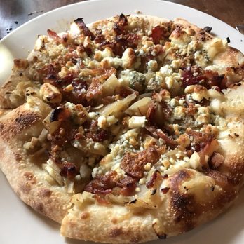 Schlafly Bottleworks - Pizza with bacon, apple, and caramelized onions. - Brewpubs Near Me - Maplewood, Missouri Schlafly Bottleworks - Pizza with bacon, apple, and caramelized onions. - Brewpubs Near Me - Maplewood, Missouri