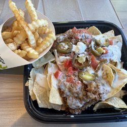 Del Taco - Beef 3 Layer Queso Nachos, jalapeño's were HOT!!