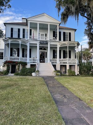 Sea Island Carriage Company by null