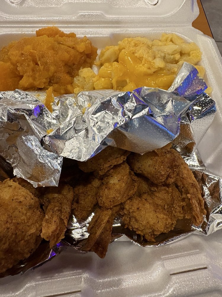 Food from The Original Soul Food Cafe