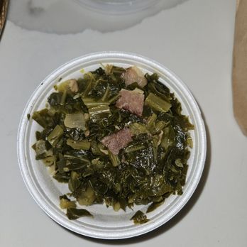 Gus's World Famous Fried Chicken - Collard greens - Chicken Shop Near Me - Maplewood, Missouri Gus's World Famous Fried Chicken - Collard greens - Chicken Shop Near Me - Maplewood, Missouri