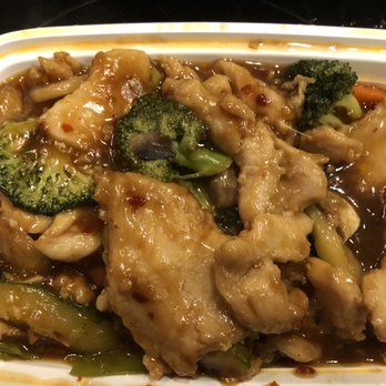 Asian Yummy House - Chicken & vegetables w/ garlic sauce - Chinese Near Me - Riverview, Florida Asian Yummy House - Chicken & vegetables w/ garlic sauce - Chinese Near Me - Riverview, Florida