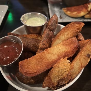 Bosscat Kitchen & Libations - BOSSCAT FRIES - Bars Near Me - Orange, California Bosscat Kitchen & Libations - BOSSCAT FRIES - Bars Near Me - Orange, California