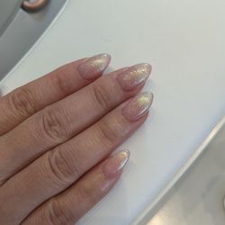 Tonal Beauty - Gel extensions with a glittery color