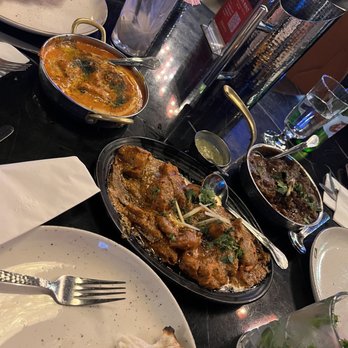 Tikka Junction - Butter chicken, naan, Rogen Josh mutton, tikka chicken and lemon mojito - Indian Near Me - Brampton, Ontario