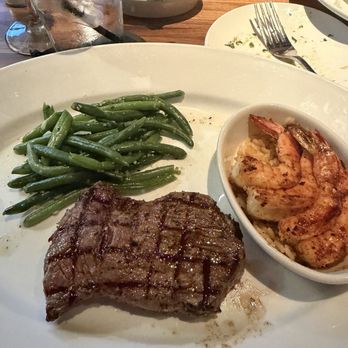 The Bradford Grill - Surf and turf - American Near Me - Tulsa, Oklahoma The Bradford Grill - Surf and turf - American Near Me - Tulsa, Oklahoma