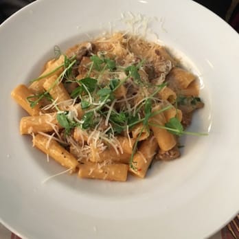 Agaton - Pasta with beef - Italian Near Me - Stockholm, Alberta Agaton - Pasta with beef - Italian Near Me - Stockholm, Alberta
