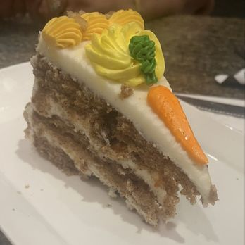 Thunder Cafe - Carrot cake - Cafes Near Me - Lincoln, California