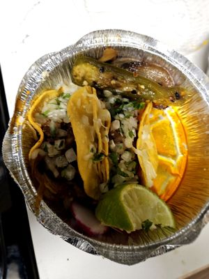 Guanatos Tacos by null