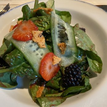 Sylvan Table - Salad - New American Near Me - Sylvan Lake, Michigan