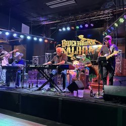 Brickhouse Saloon - Awesome Stage for Live Music