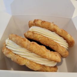 Snickerdoodle cookie stuffed with buttercream