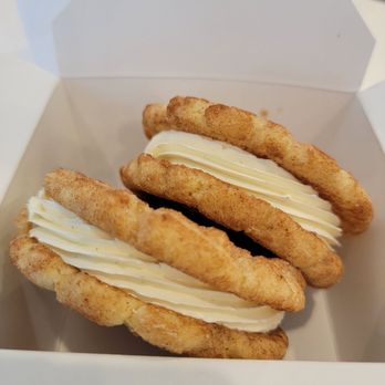 Empire Cake - Snickerdoodle cookie stuffed with buttercream - Bakeries Near Me - New York, New York
