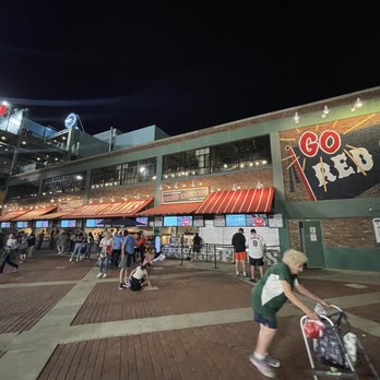 Fenway Park - Stadiums & Arenas Near Me - Boston, Massachusetts Fenway Park - Stadiums & Arenas Near Me - Boston, Massachusetts