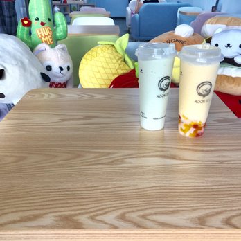 Starry Moon - Interior decor, Plushies and drinks. OOF - Bubble Tea Near Me - Albuquerque, New Mexico
