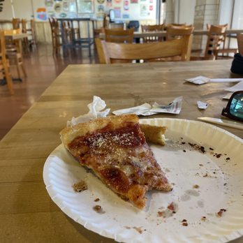Famous Pizza & Beer - Pizza Near Me - Sedona, Arizona