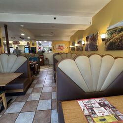 Red Tomato - Interior