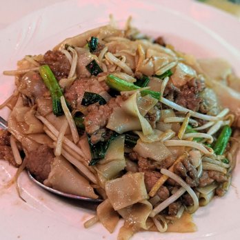 Sun Ming Chinese Restaurant - Beef chow fun - Chinese Near Me - Irmo, South Carolina Sun Ming Chinese Restaurant - Beef chow fun - Chinese Near Me - Irmo, South Carolina