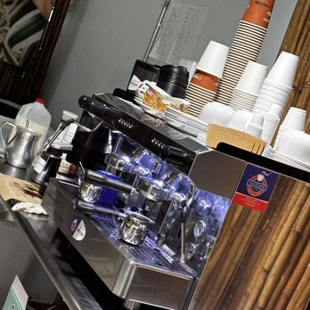 Grati Cafe - Inside - Juice Bars & Smoothies Near Me - Key Largo, Florida