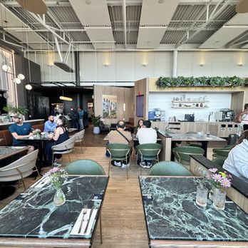 Aspire - Airport Lounges Near Me - Dorval, Quebec Aspire - Airport Lounges Near Me - Dorval, Quebec