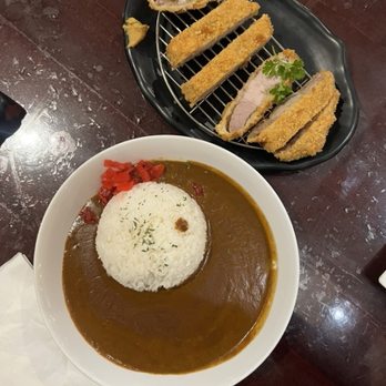 Midoh Rowland Heights - tonkatsu loin ($8.50) + plain curry ($12.50) - Japanese Curry Near Me - Rowland Heights, California