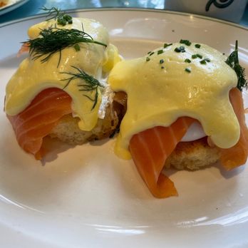 Sadelle's - Salmon Benedict - Breakfast & Brunch Near Me - Las Vegas, Nevada Sadelle's - Salmon Benedict - Breakfast & Brunch Near Me - Las Vegas, Nevada