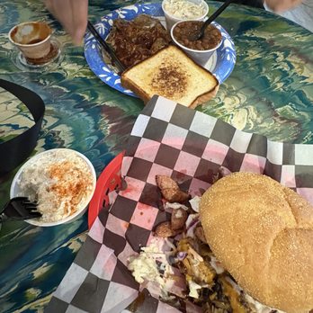 Elwood's Shack - Red Headed Step Child and Pulled Pork plate - Barbeque Near Me - Memphis, Tennessee Elwood's Shack - Red Headed Step Child and Pulled Pork plate - Barbeque Near Me - Memphis, Tennessee