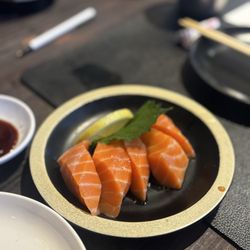Nono Baru - Salmon Sashimi